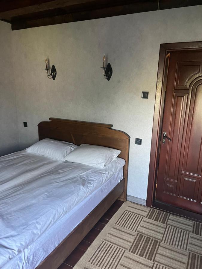 Bastion Motel Samostrely Buitenkant foto